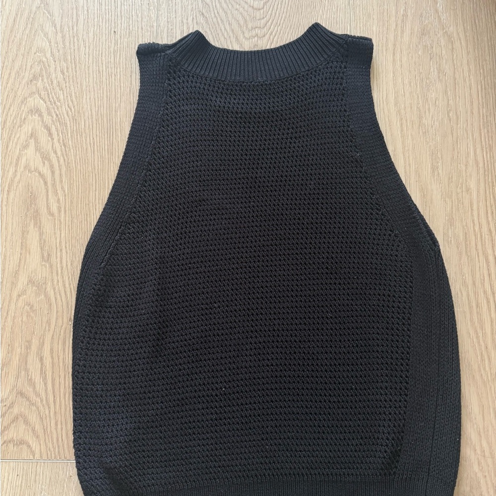 Commense Black Knit Top